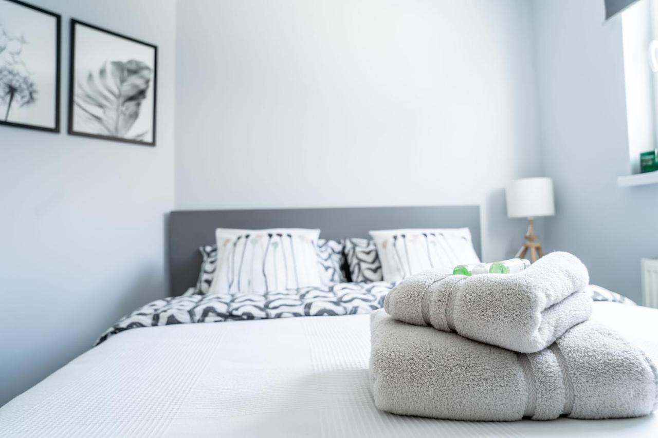 Luxurious Two Bedroom Apartment With Private Parking Perth Exterior foto